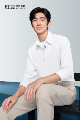 林更新的舒适宣言——衬衫，一件0感就够了