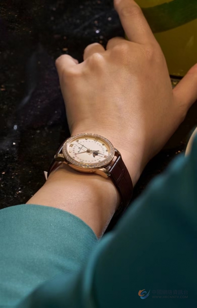 南京丽思卡尔顿酒店携手宝珀Blancpain 推出月亮美人联名下午茶