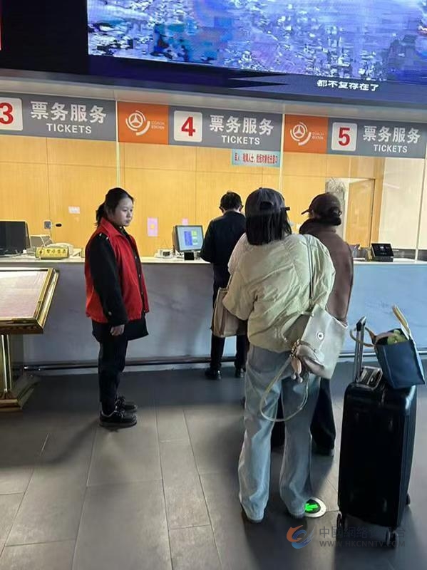 坚守平凡岗位，铸就不凡之路 ——记盐城站运公司检票员徐丹丹