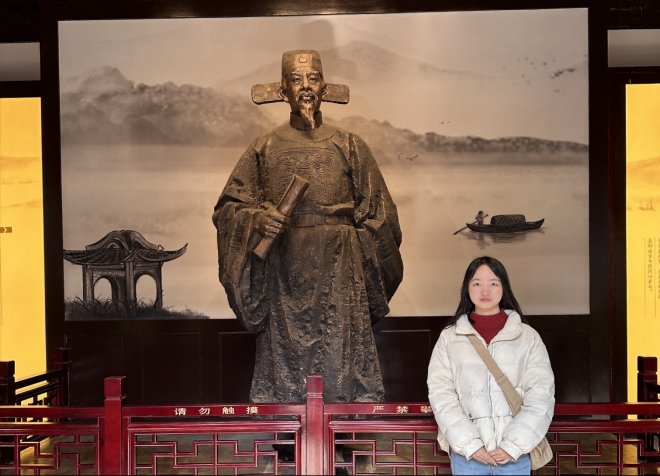 对话先贤况钟，传承廉洁精神！扬州大学学子走进况公祠