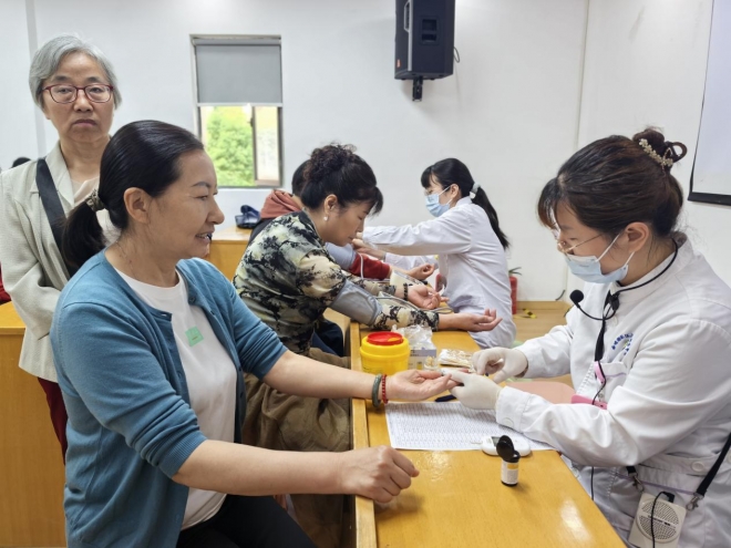 苏州园区钟南社区：健康关怀零距离，贴心服务惠民生