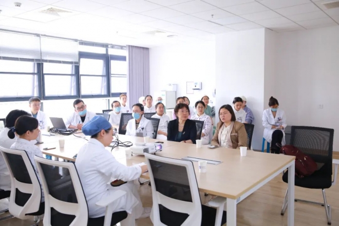 打赢“子宫保卫战”！苏州禧华医院禧华医院多学科协作化解高危分娩危机