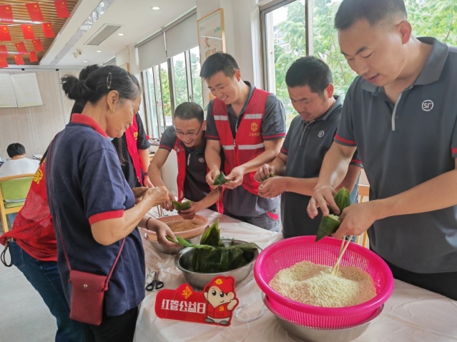 苏州园区金苑社区邀“新”共叙端午情