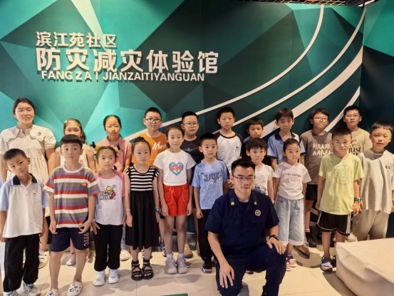 苏州园区滨江苑社区公益暑托班开启快乐成长之旅