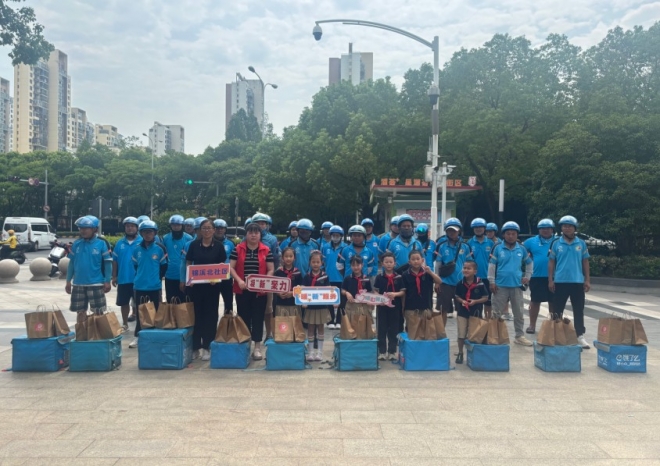 苏州园区锦溪北社区建立清凉补给站，暖“新”骑士节