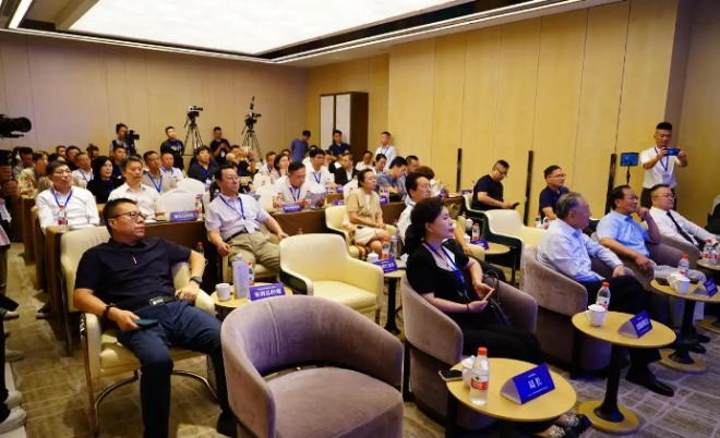 共话新材料与先进制造发展新机遇！全国低空经济专家齐聚苏州