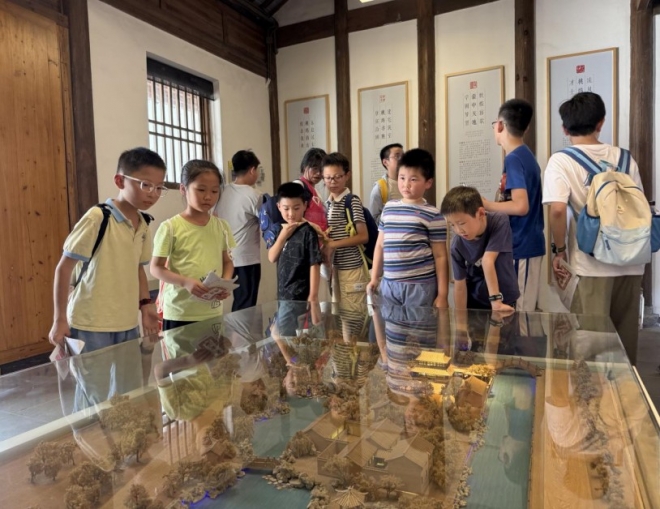 苏州园区兴浦社区开展唐寅故居研学实践活动