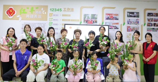 清荷竹韵润邻里，苏州园区丰茂社区“廉”动好风景