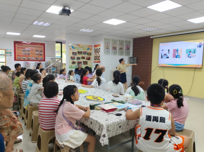 苏州园区星辰南社区开展“认识脑科学”家庭教育主题活动