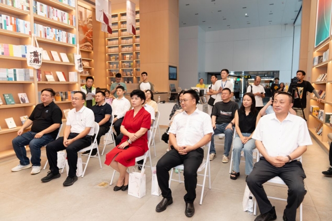 99公益日暨孤独症关怀项目启动！“孤独症科普车厢”亮相苏州