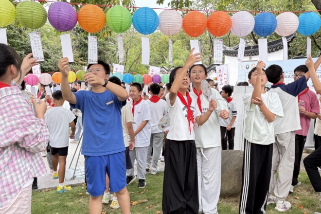 当灯谜“遇上”禁毒！这堂“开学禁毒第一课”意义非凡！
