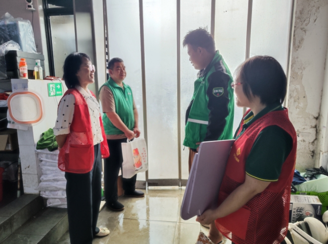 情暖新业态，苏州园区澜溪社区慰问叮咚小哥显关怀