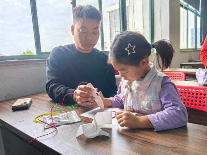 苏州园区吴淞社区：科技赋能成长，防非筑牢未来