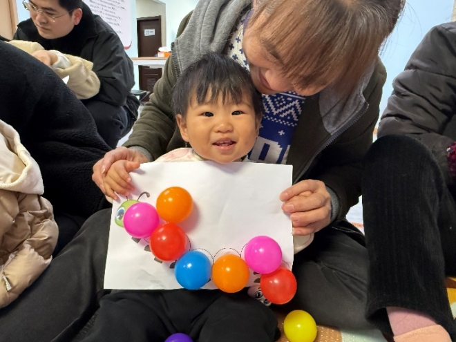 经开区社会工作站办 “亲子欢动” 活动 助力 0-3 岁婴幼儿早期发展
