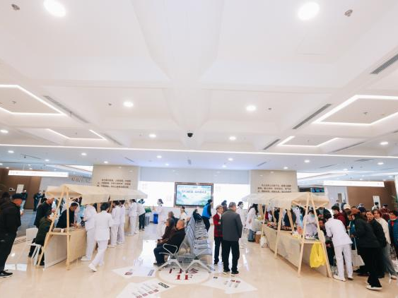 南北岐黄携手惠民,西苑医院苏州医院正式门诊试运行 南北岐黄携手惠民,西苑医院苏州医院正式门诊试运行