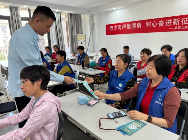 苏州园区星辰北社区:深耕网格职责 筑牢服务根基 苏州园区星辰北社区:深耕网格职责 筑牢服务根基