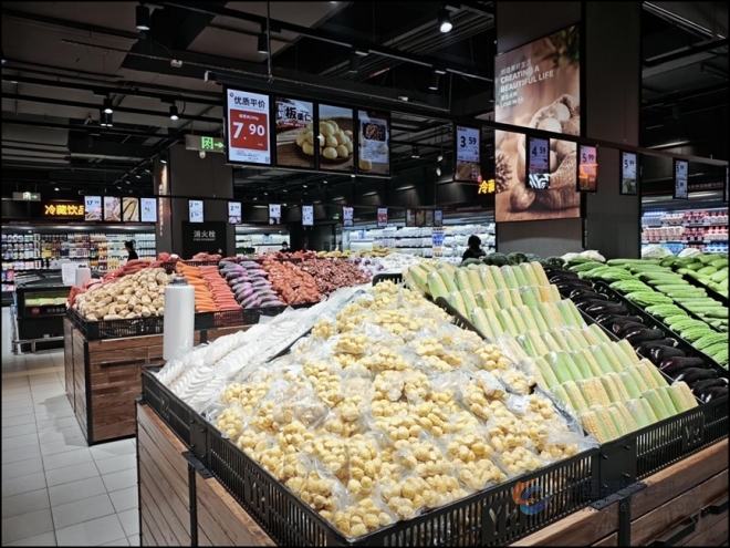 永辉超市盐城双店网络成型,宝龙广场店升级试营业推“优质平价”战略 永辉超市盐城双店网络成型,宝龙广场店升级试营业推“优质平价”战略