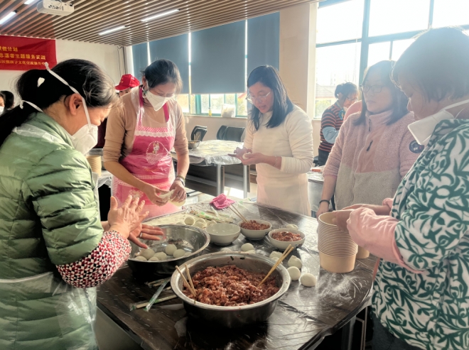 苏州园区吴淞社区:吴里厢里团子香,“Zhi”行相伴暖夕阳 苏州园区吴淞社区:吴里厢里团子香,“Zhi”行相伴暖夕阳