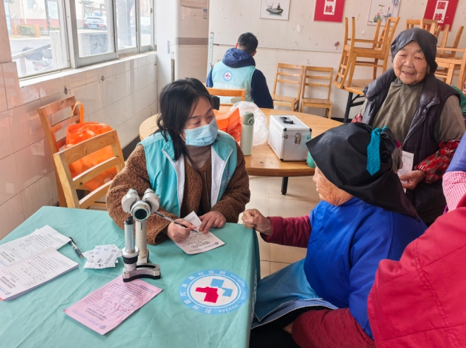 苏州园区吴淞社区：守护“睛”彩“视”界，健康服务暖融“吴里厢”