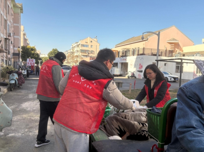 “净”迎新年,苏州园区吴淞社区开展“洁净家园日”活动 “净”迎新年,苏州园区吴淞社区开展“洁净家园日”活动