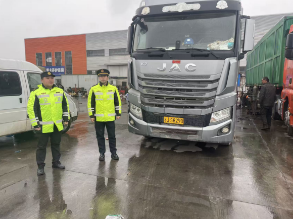 江苏盐城道路运输执法彰显温度与力度