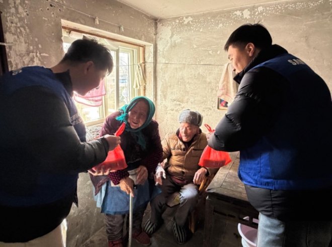 苏州园区吴淞社区：情暖“吴里厢”，年糕焋出幸福年