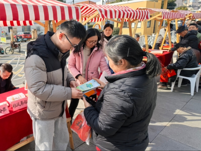“吴里厢”年味浓！苏州园区吴淞社区春节集市热闹开市