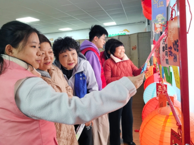 苏州园区丰茂社区开展公共空间管理员元宵喜乐汇