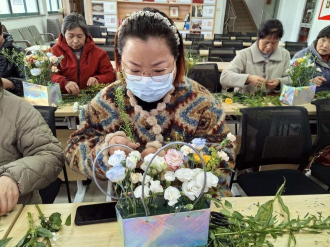 以花传情致敬“她力量”，志愿芳华共筑幸福家！苏州相城举办"花漾志愿·巾帼赋能"妇女节主题活动