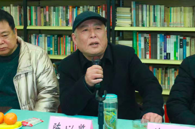 盐城市老干部文友考察淮剧文化展示馆