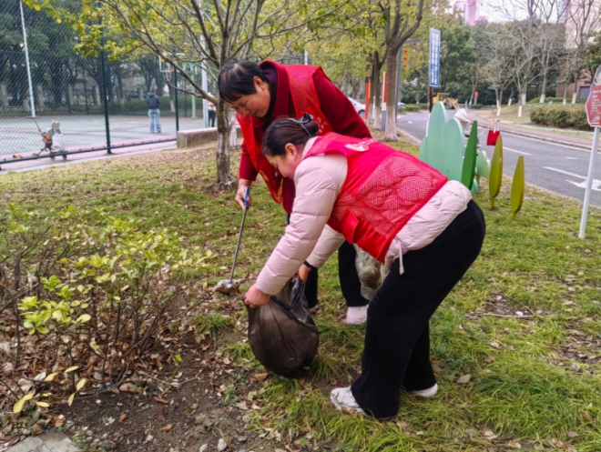 多方联动齐上阵，苏州园区菁华社区开展“净美城市”行动让家园焕新颜