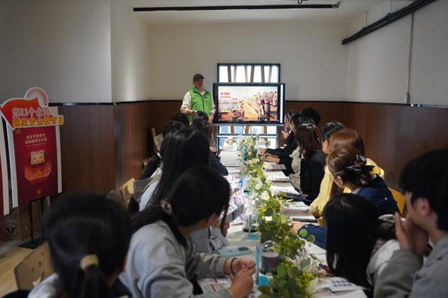 沉浸式体验“安全集市”,这堂国家安全教育课“活”了起来! 沉浸式体验“安全集市”,这堂国家安全教育课“活”了起来!