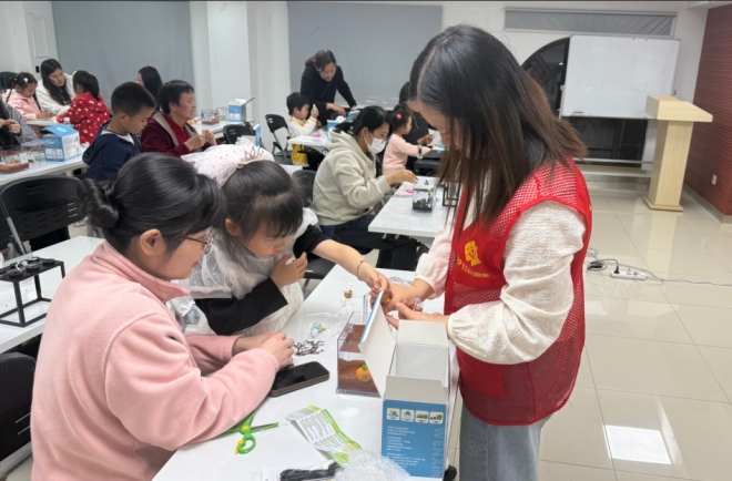苏州园区菁华社区开展二十四节气之谷雨主题活动
