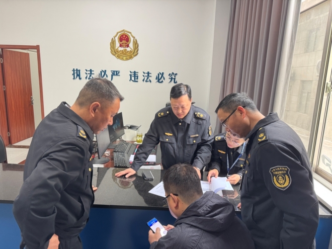  “指尖办”化解“烦心事” 江苏省盐城市交通执法网上自助办案完成首起案件