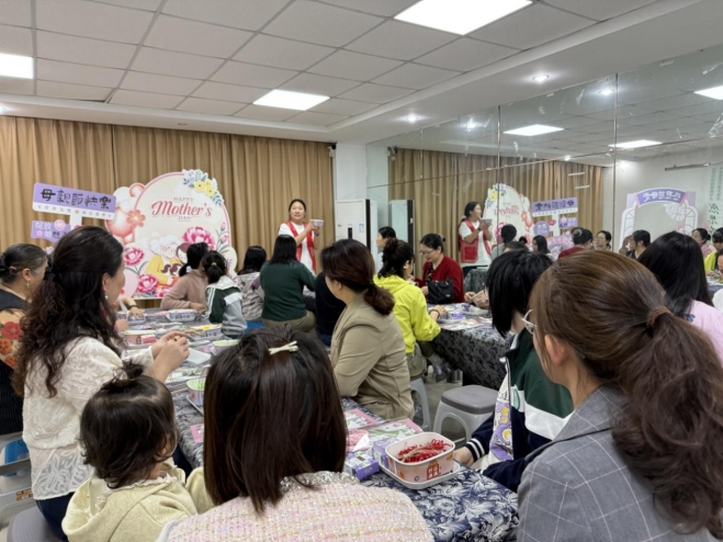苏州园区兴浦社区：母爱暖兴浦 温情聚红心