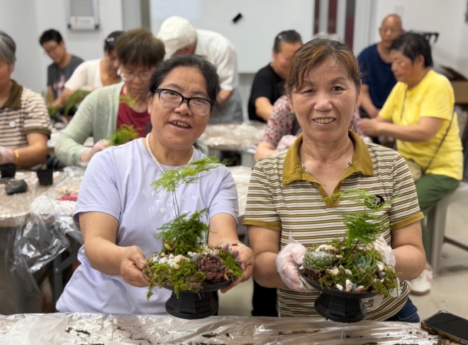 苏州园区星辰南社区开展“守竹清正，廉润家风”主题活动