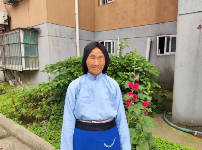八旬邻里情深,苏州园区胜浦老人数年照料瘫痪邻居 八旬邻里情深,苏州园区胜浦老人数年照料瘫痪邻居