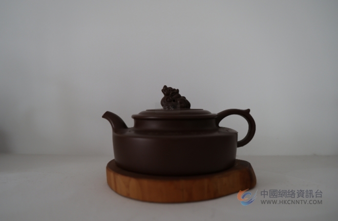 张伟军:大巧若拙,自有乾坤在壶中 张伟军:大巧若拙,自有乾坤在壶中