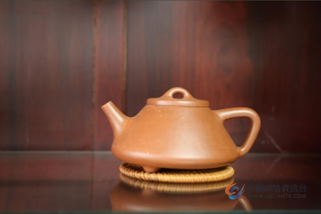 赵敏芳:钟情紫砂,一辈子做好一件事 赵敏芳:钟情紫砂,一辈子做好一件事