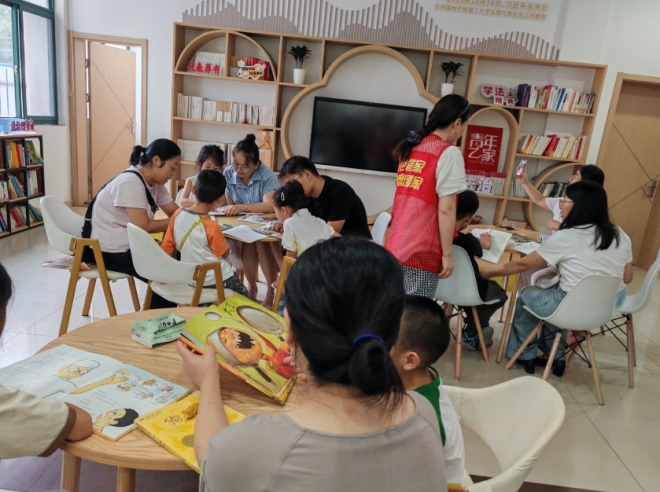“书香伴成长·亲子共时光”，苏州园区吴淞社区开展文化建设活动