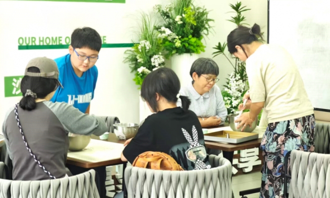 一块曲奇里的邻里温情!苏州园区云溪社区秋季公益课飘香开课 一块曲奇里的邻里温情!苏州园区云溪社区秋季公益课飘香开课