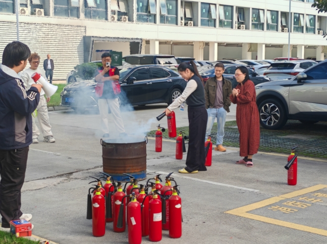 苏州园区西洛巷社区：筑牢集宿“防火墙”，守护职工“生命线”